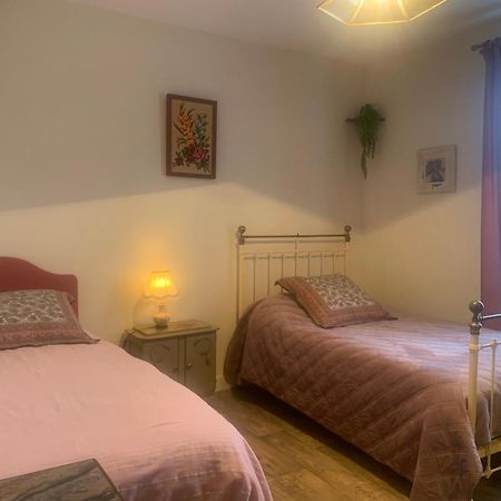 Treignac Tourelles Apartment Ngoại thất bức ảnh