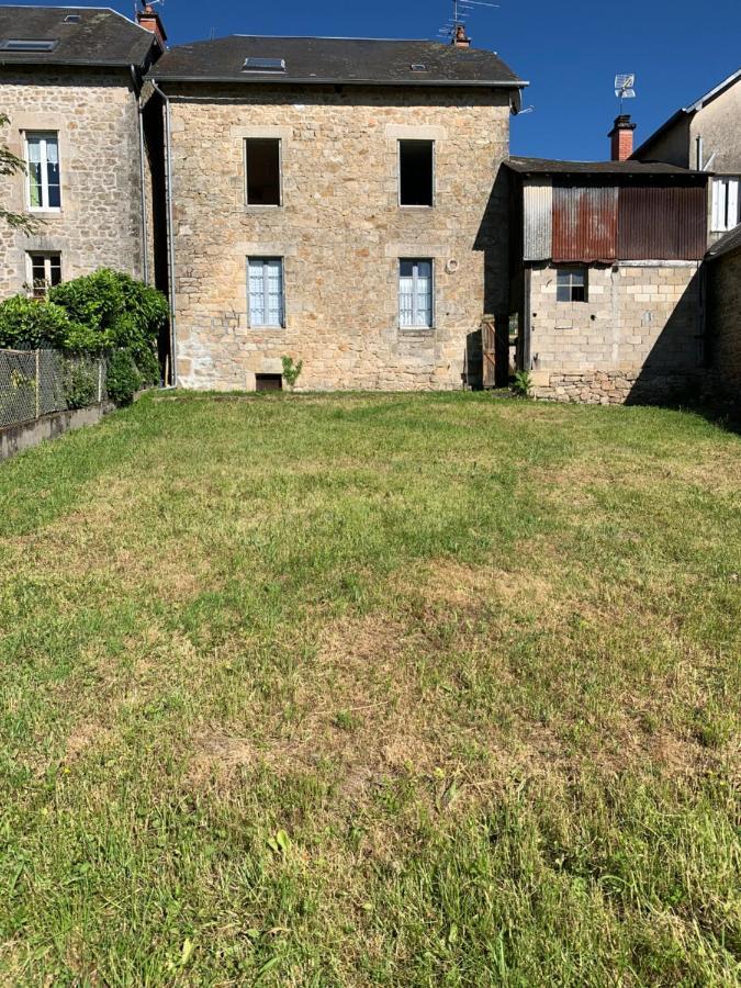 Treignac Tourelles Apartment Ngoại thất bức ảnh